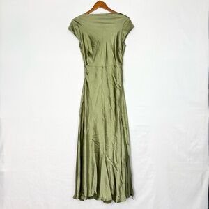 NEW Hello Molly The Valentina Cap Sleeve Satin Maxi Dress Olive Green Size 4